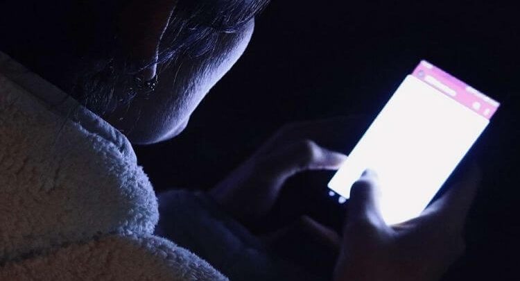 Mode sombre pour préserver l'autonomie de la batterie de votre appareil